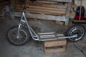 Donor kick scooter showing frame in place